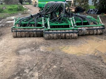 2020 Aitchison 8132 E Airseeder