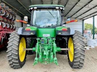 2015 John Deere 7210R Tractor