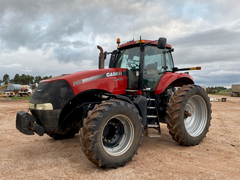 2011 Case IH 340 Magnum Tractor