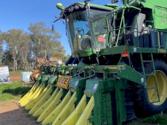 2011 John Deere 7760 Cotton Picker