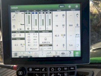 2015 John Deere 8270R Tractor