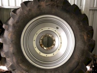 Rear Tyres and Rims off a Magnum 340