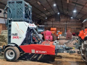2019 Arcusin C14+ Bale Handler