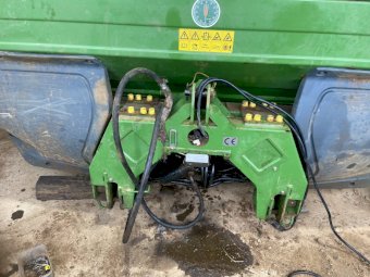 Under Auction - (A229) Amazone ZA-M 1501 Spreader 