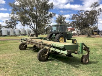 18 ft Loxton Slasher