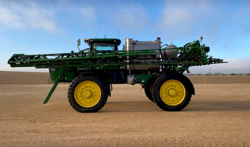 2018 John Deere R4045 Self Propelled Sprayer