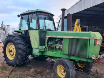Chamberlain John Deere 4690 Tractor