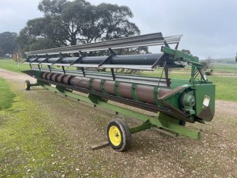 1996 John Deere 930 Header Front