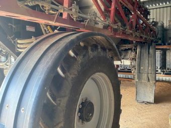 2017 Case IH 4430 Patriot SP Sprayer