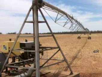 T & L Pivot Irrigator