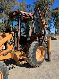 Under Auction - (A230) 1990 Case 580K Backhoe 