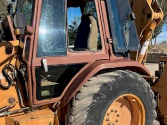 Under Auction - (A230) 1990 Case 580K Backhoe 