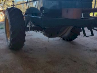 Simplicity 5700L Air Cart