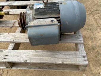 Batescrew Lift Pump