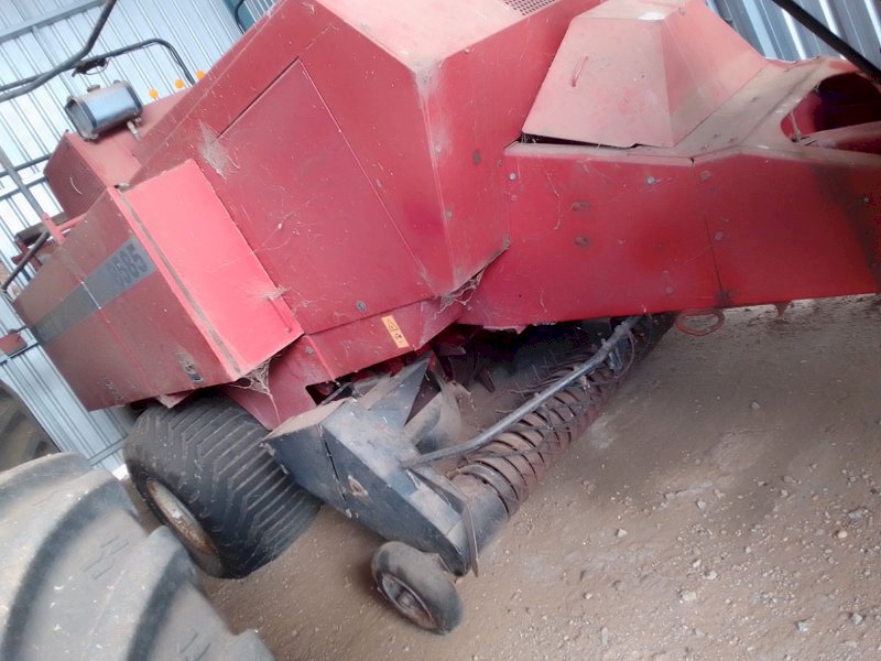 Case IH 8585 Large Square Baler