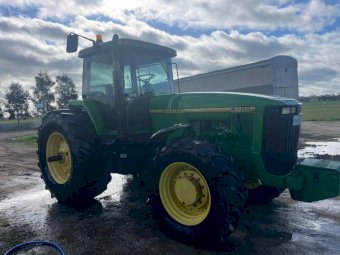 John Deere 8200 Tractor