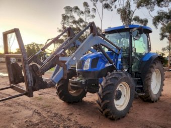 2005 New Holland TS110A Tractor with FEL