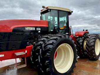 2003 Versatile 2310 Tractor