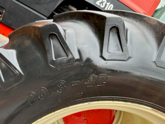 2003 Versatile 2310 Tractor