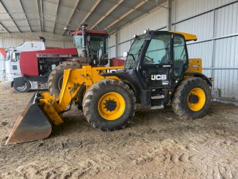 2017 JCB 560-80 Telehandler