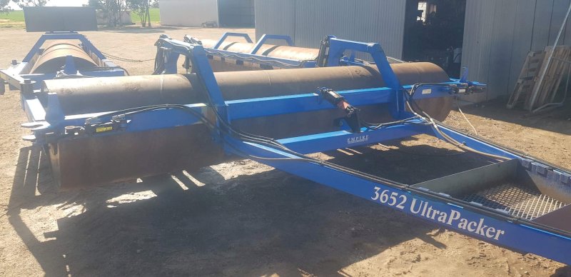 Empire 3652 UltraPacker Land Roller