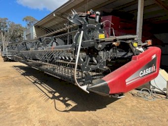 Case IH / Macdon 2152 35ft Front