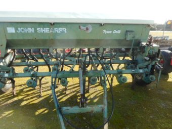 1990's John Shearer 16 Run Seeder