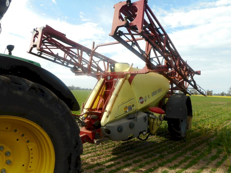 2006 Hardi Commander 5000I Tow Behind Sprayer