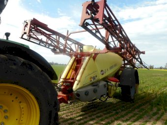 2006 Hardi Commander 5000I Tow Behind Sprayer