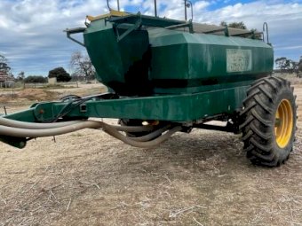 40ft Janke Universal and Simplicity Air Cart