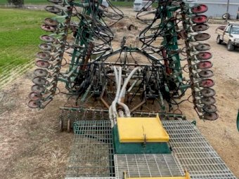 40ft Janke Universal and Simplicity Air Cart