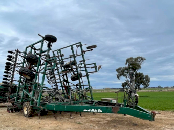 40ft Janke Universal and Simplicity Air Cart