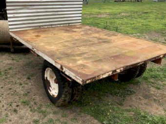 Dean Farm Tipping Trailer