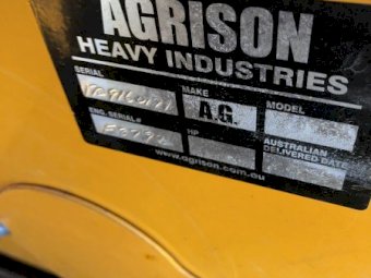 Agrison ME1600 Mini Excavator with Attachments