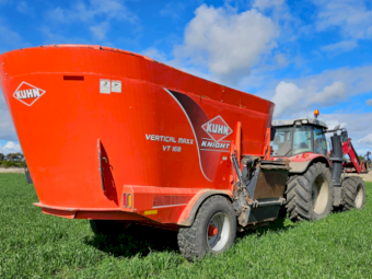Kuhn Knight Twin Screw Verti Maxx VT 168 20 cube Mixer Wagon