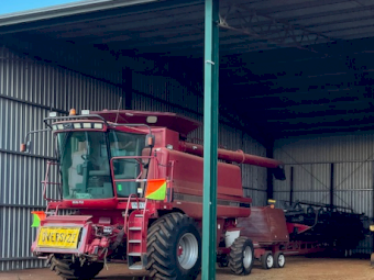 2005 Case IH 2388 X-Clusive Header & 36ft Draper front