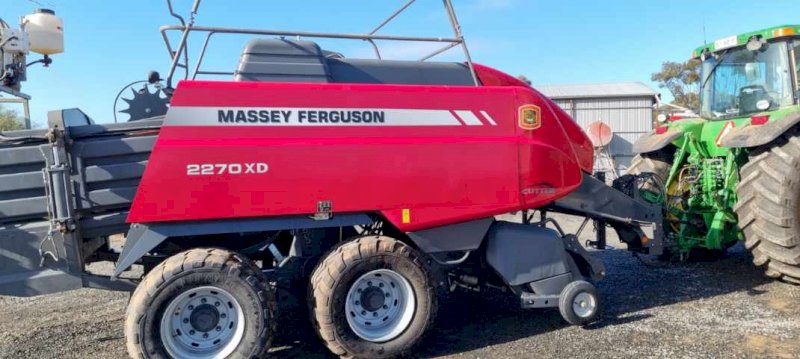 2014 Massey Ferguson 2270XD Large Square baler