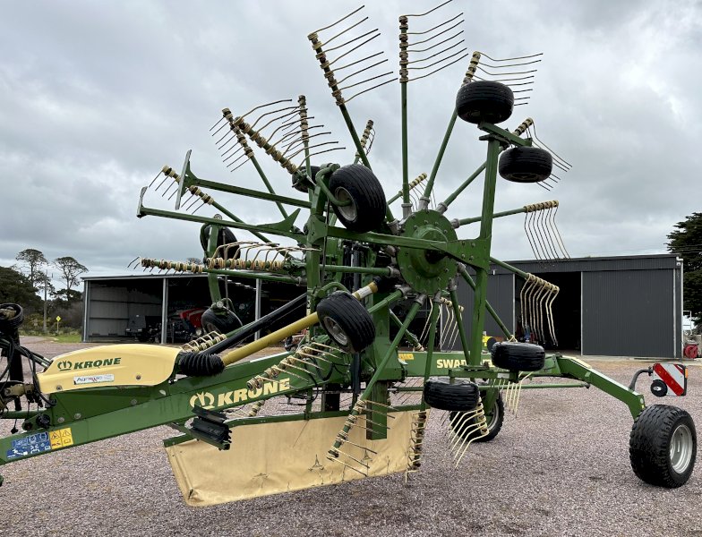 2017 Krone Swadro TC 880 P Twin Rotor Rake