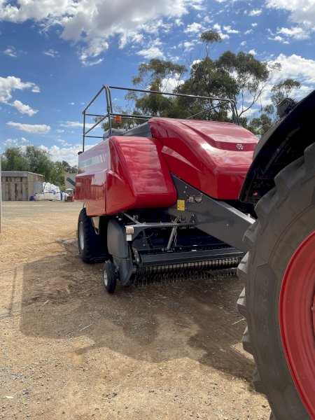 2018 Massey Ferguson 2270XD Big Square Baler