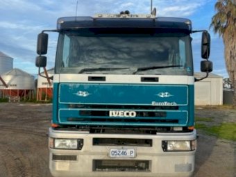 2004 Iveco Eurotech Prime Mover