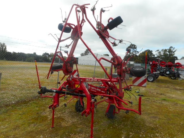 Under Auction - (A233) 2016 Lely Lotus 675 Tedder 