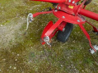 Under Auction - (A233) 2016 Lely Lotus 675 Tedder 