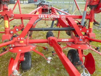 Under Auction - (A233) 2016 Lely Lotus 675 Tedder 