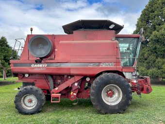 "Price Reduced" Case IH 2588 Header with MacDon 963 36ft Front