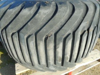 Alliance 700/50-2.5 12 Ply  Flotation Tyre and Rim