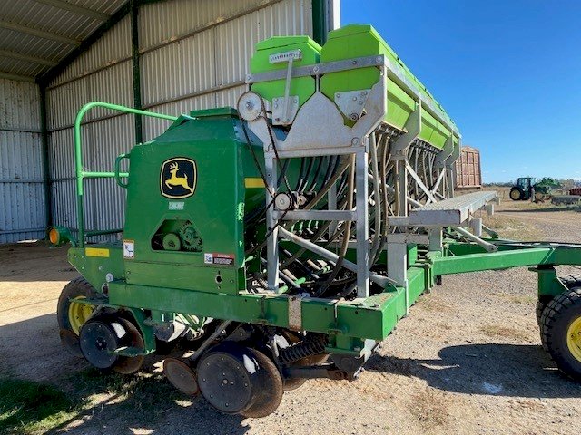 2009 John Deere 1590 Disc Drill