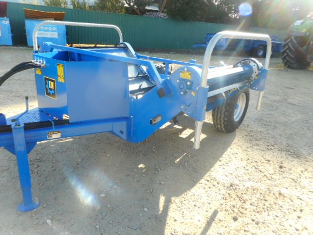 2022 McIntosh DBF Twin Bale Feeder