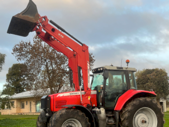 2008 Massey Ferguson 7495 Tractor with 975 Quickie Loader