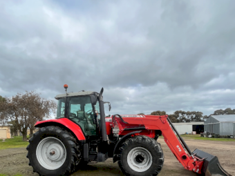 2008 Massey Ferguson 7495 Tractor with 975 Quickie Loader