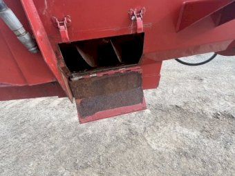 Farm King Swing Away 1070 Auger